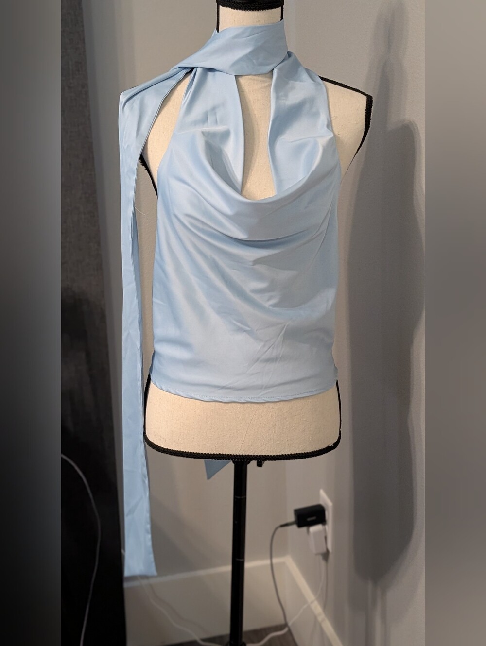 NWOT VICI Light Blue Satin Cowl Neck Halter Top Size Small